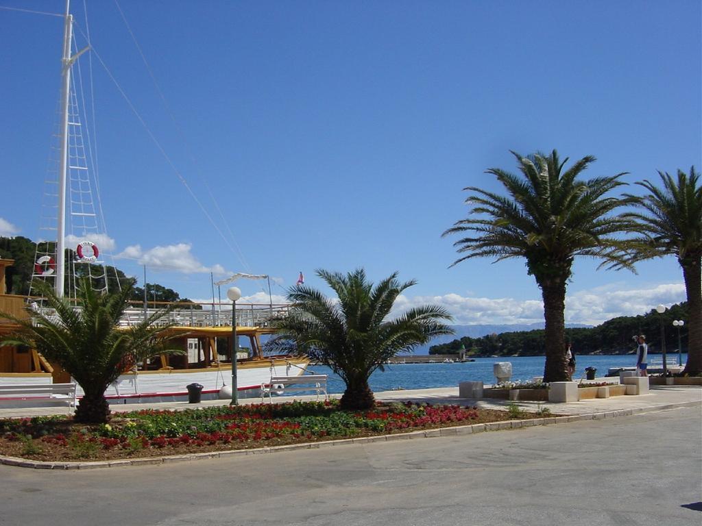 Hvar Architect'S House Pitve Bagian luar foto